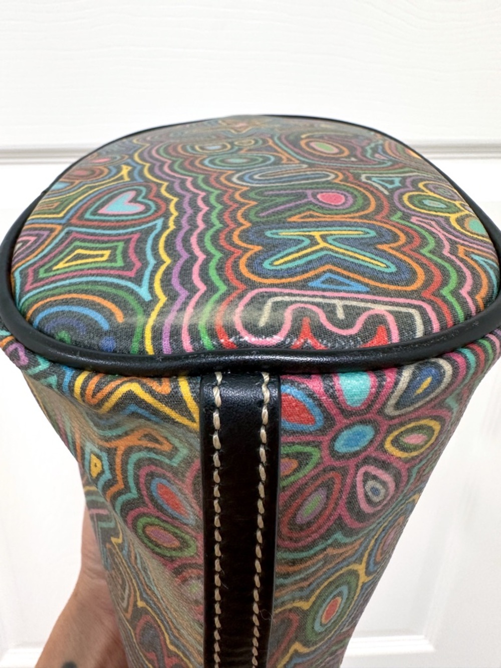 Dooney & Bourke Rainbow Graffiti Coated Canvas Hobo Shoulder Bag Vintage Y2K - Picture 7 of 13